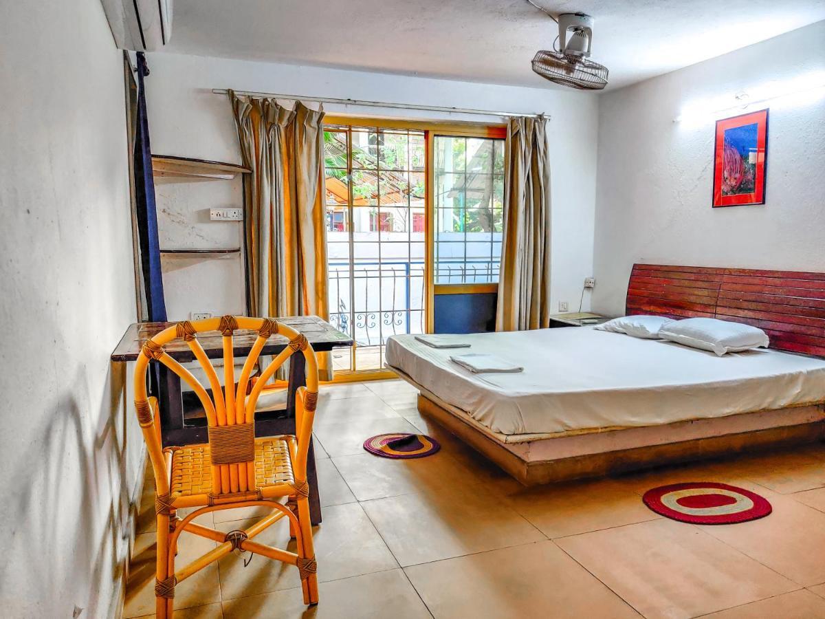 GOA Piggy Calangute By Urban Nomads - Dorms & Pvt Rooms מראה חיצוני תמונה